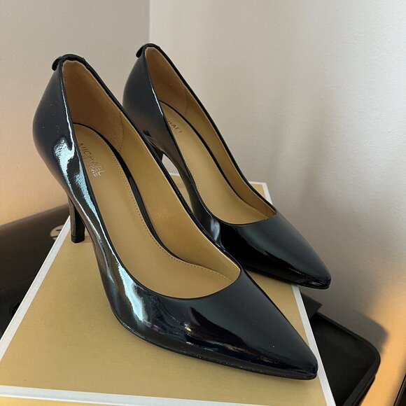 Michael Kors Navy Patent Pumps - Picture 3 of 3